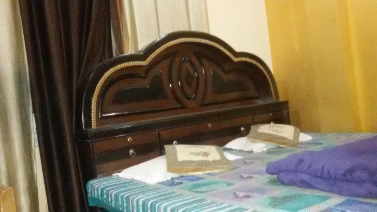 S D Palace Hotel Jaipur